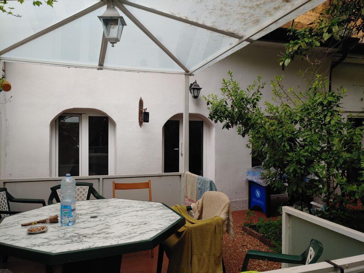 Villa Sofia E Sveva Con Giardino Neapel Exterior foto